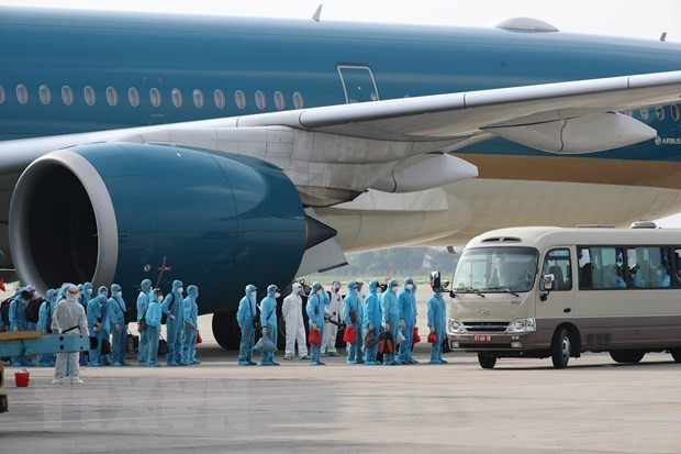 Vụ án tại Cục Lãnh sự: Khởi tố và bắt thêm 2 nguyên cán bộ ngoại giao hình ảnh 1 Vụ án tại Cục Lãnh sự: Khởi tố và bắt thêm 2 nguyên cán bộ ngoại giao