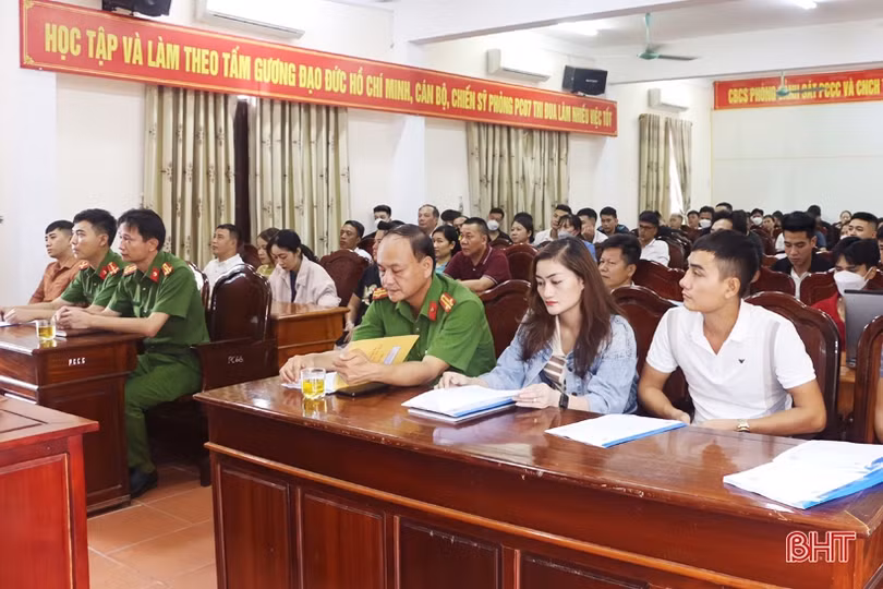 Trang bị kỹ năng PCCC cho các cơ sở kinh doanh karaoke, vũ trường