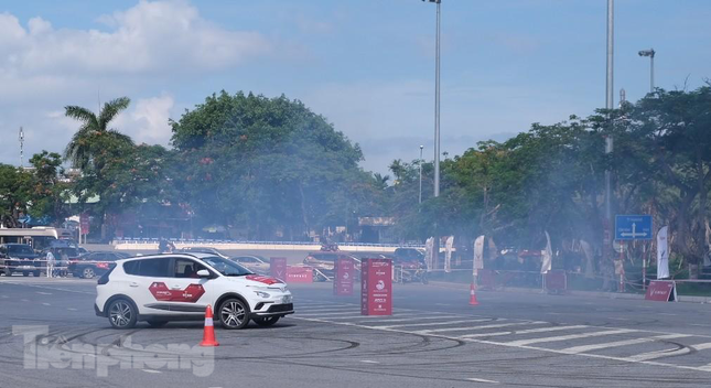 5 mẹo để lái xe điện tiết kiệm pin hơn