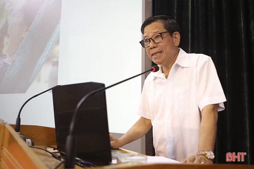 750 đoàn viên Công đoàn Viên chức Hà Tĩnh được tư vấn phương pháp dạy con trong đời sống hiện đại