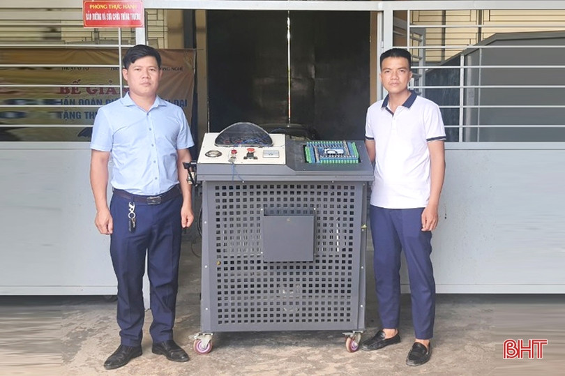 Đoàn giáo viên Hà Tĩnh lên đường dự hội thi thiết bị đào tạo tự làm toàn quốc ảnh 10 Đoàn giáo viên Hà Tĩnh lên đường dự hội thi thiết bị đào tạo tự làm toàn quốc