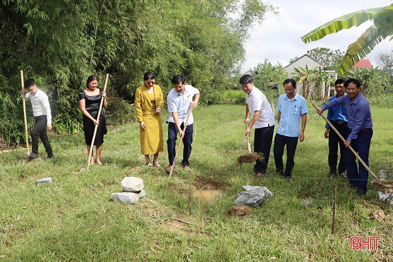 Một người con quê hương hỗ trợ Cẩm Xuyên xây dựng 4 nhà đại đoàn kết