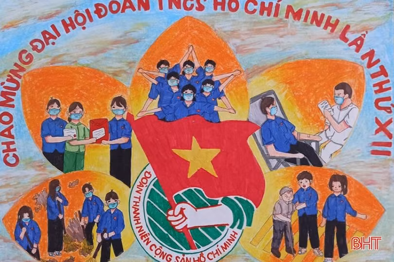 Xem tranh vẽ của thiếu nhi Hà Tĩnh chào mừng Đại hội Đoàn toàn quốc
