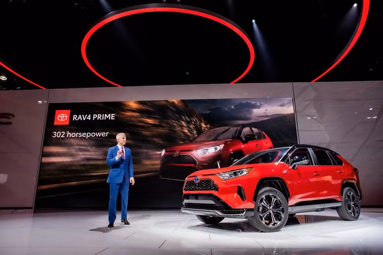 Chi tiết Toyota RAV4 Prime 2021: Mạnh và tiết kiệm nhất