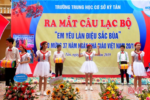 Ra mắt câu lạc bộ sắc bùa đầu tiên trong trường học ở Hà Tĩnh