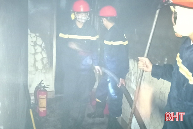 Cháy quán karaoke ở Thạch Hà