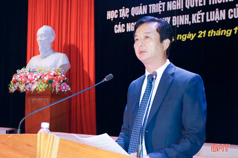 Hà Tĩnh triển khai nhiều nghị quyết quan trọng xây dựng kinh tế - xã hội, đảm bảo quốc phòng - an ninh