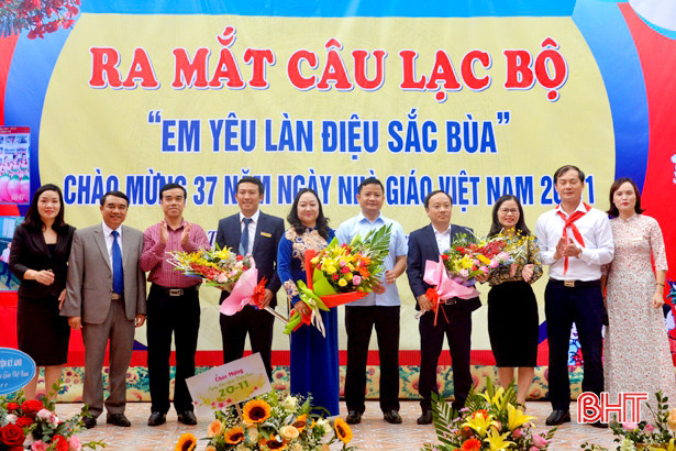 Ra mắt câu lạc bộ sắc bùa đầu tiên trong trường học ở Hà Tĩnh