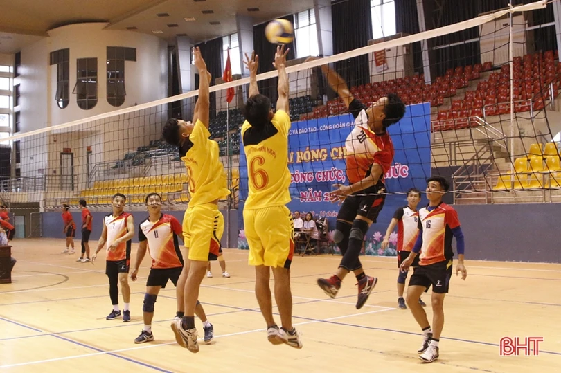 Mạnh mẽ phong trào TDTT quần chúng ngành giáo dục Hà Tĩnh