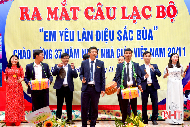 Ra mắt câu lạc bộ sắc bùa đầu tiên trong trường học ở Hà Tĩnh