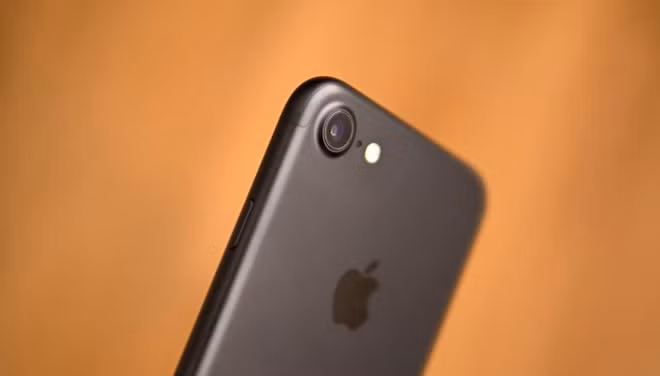 Loạt iPhone cũ về giá dưới 5 triệu đồng ở Việt Nam