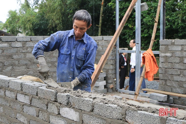 Agribank Hà Tĩnh hỗ trợ 5 tỷ đồng xây nhà tình nghĩa ở Can Lộc