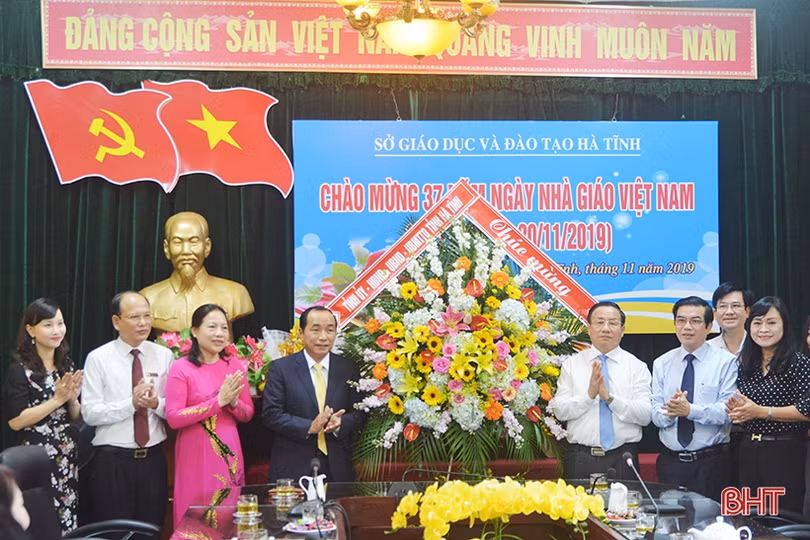 Tiếp tục đổi mới căn bản, toàn diện ngành GD&ĐT Hà Tĩnh