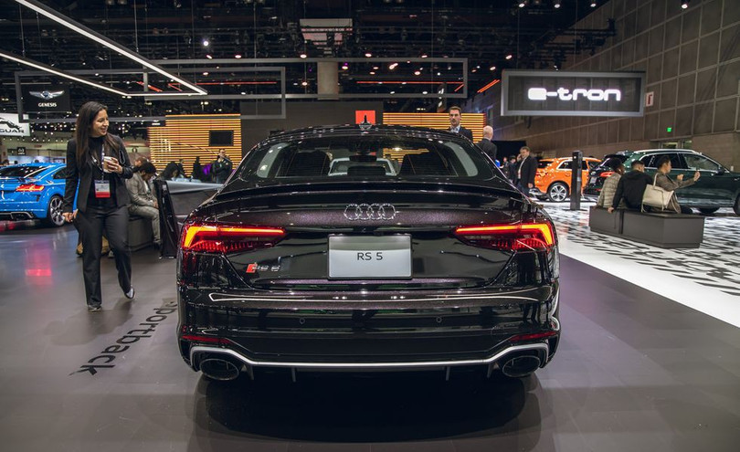 Audi RS 5 mới gây ấn tượng với phiên bản Báo đen