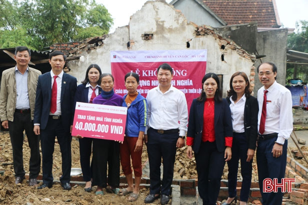 Agribank Hà Tĩnh hỗ trợ 5 tỷ đồng xây nhà tình nghĩa ở Can Lộc