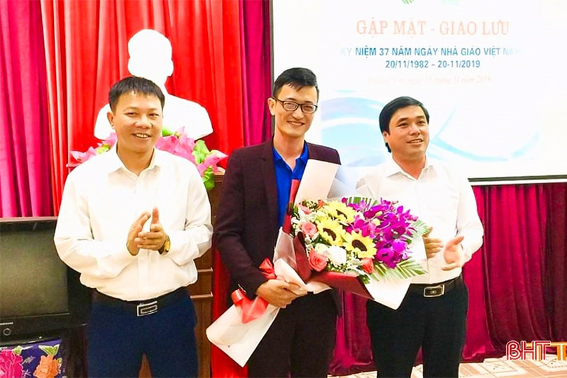 Thầy giáo trẻ “thổi” luồng gió mới vào hoạt động đoàn - đội ở huyện miền núi Hà Tĩnh