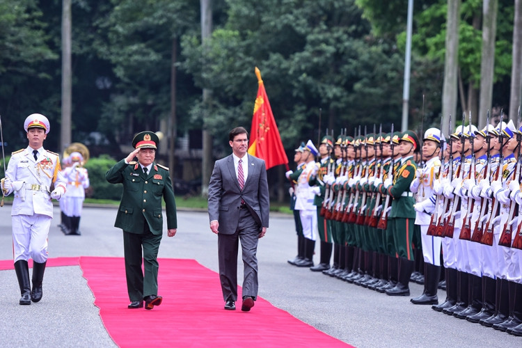 Bộ trưởng Quốc phòng Mỹ thăm Việt Nam