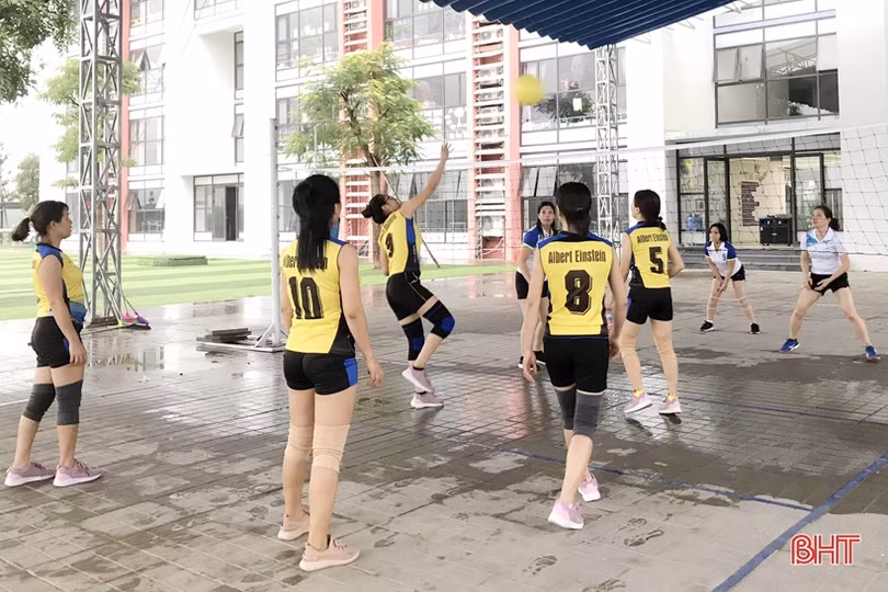 Sôi động cùng “Talent show” mừng ngày 20/11 của Trường Albert Einstein