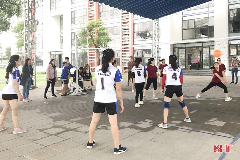 Sôi động cùng “Talent show” mừng ngày 20/11 của Trường Albert Einstein