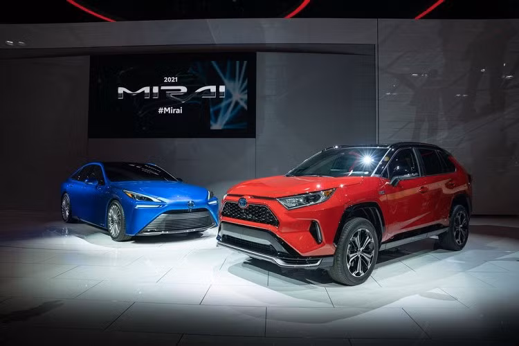 Chi tiết Toyota RAV4 Prime 2021: Mạnh và tiết kiệm nhất