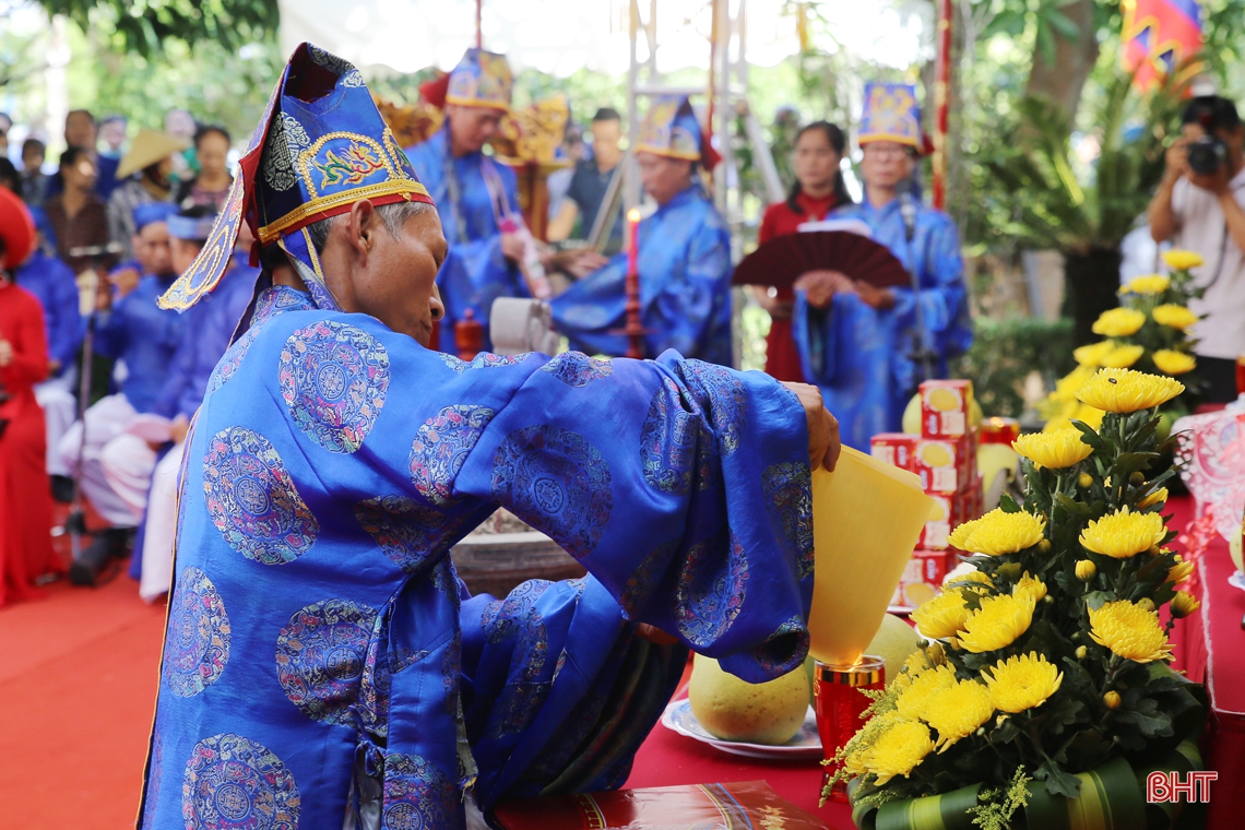 Trang nghiêm Lễ giỗ lần thứ 200 của Đại thi hào Nguyễn Du