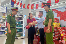 Kiểm soát hỏa hoạn tại các chợ, trung tâm thương mại dịp Tết Nguyên đán