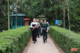 Về thăm quê Bác tháng 5 