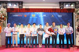 Ra mắt Câu lạc bộ Niềm tin số Hà Tĩnh