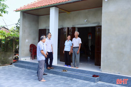 “Bước đệm” giúp người nghèo Đức Thọ vươn lên ổn định cuộc sống 