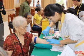 Bắt đầu thu nhận mẫu ADN hơn 16.300 thân nhân liệt sĩ tại Hà Tĩnh