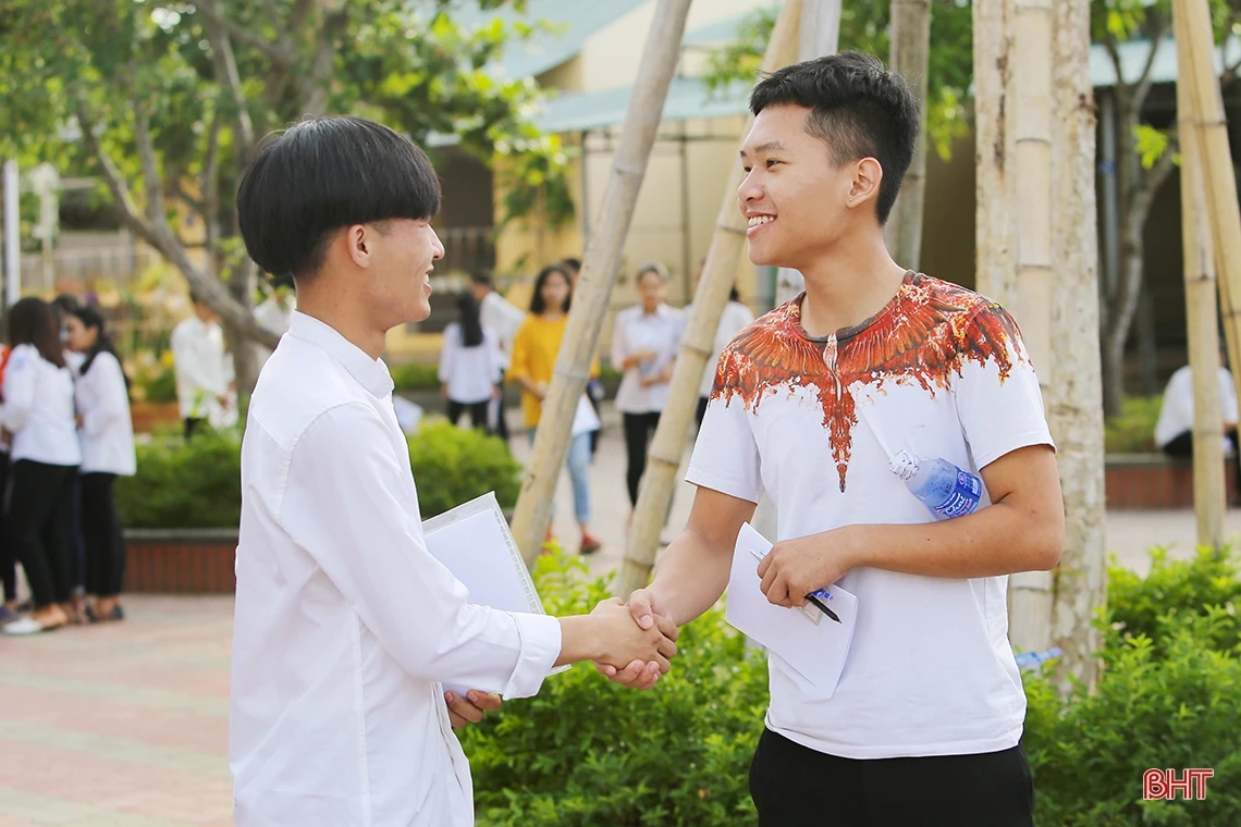 Lắng đọng cảm xúc trường thi