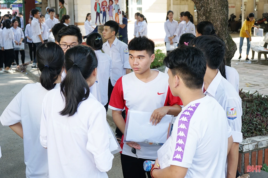 Lắng đọng cảm xúc trường thi