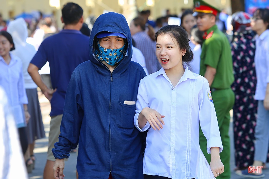 Lắng đọng cảm xúc trường thi