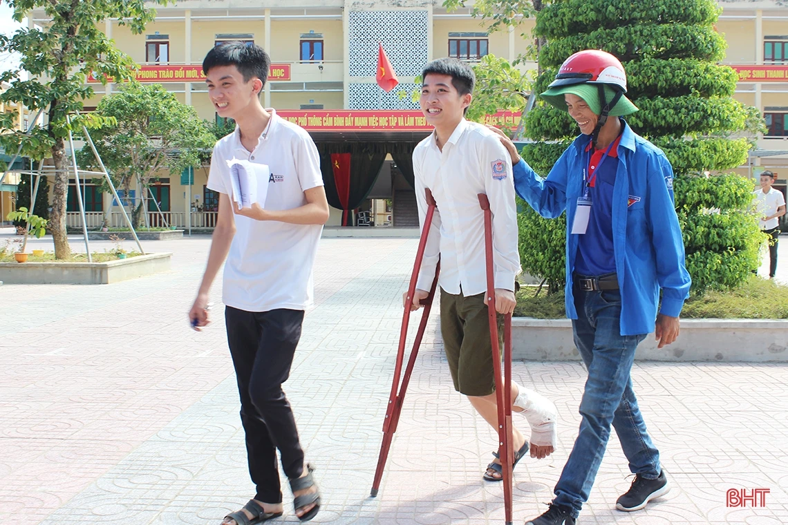 Lắng đọng cảm xúc trường thi