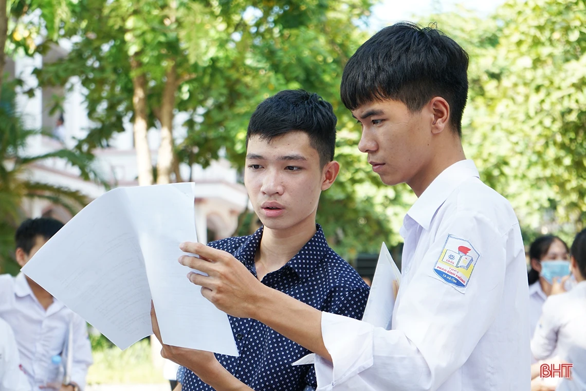 Lắng đọng cảm xúc trường thi