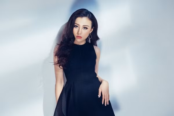 Những mỹ nữ giúp Hà Tĩnh thăng hạng trên “bản đồ” nhan sắc