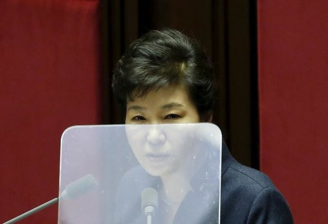 the gioi ngay qua dang doi lap chinh o han quoc khai tru cuu tong thong park geun hye
