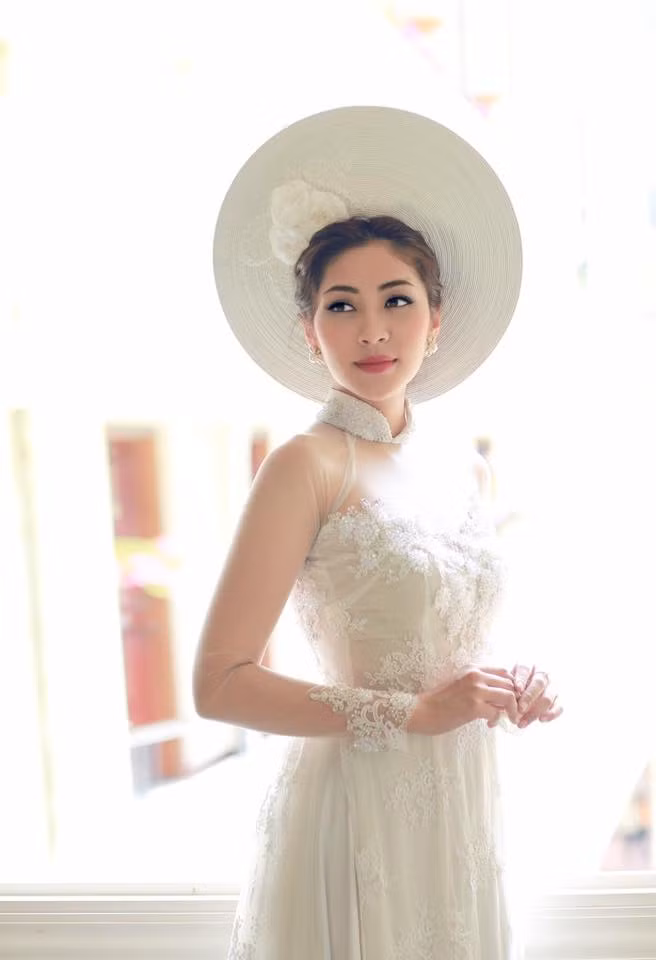 hoa hau dai duong 2014 dang thu thao di mo cung nho ve ha tinh