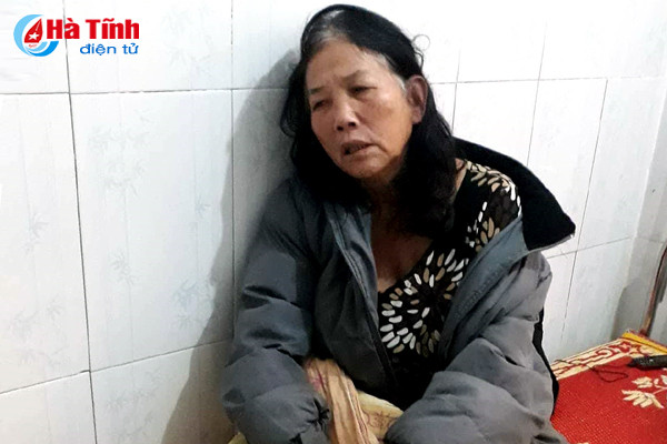 truy tim nhom con do danh dam doa giet ba lao ban hang