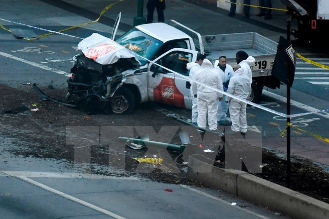 tong thong trump se khong de phan tu is tro ve va xam nhap vao my