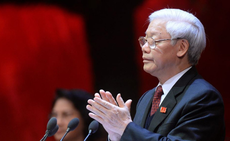 ly tuong cao dep cua cach mang thang muoi nga van co vu nhan loai huong toi tuong lai