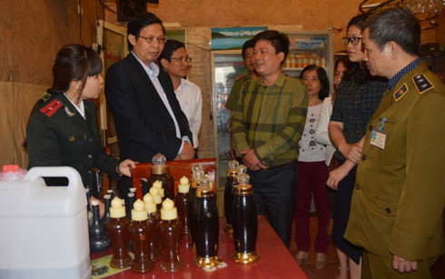 nau ruou phai duoc cap phep cam ban ruou cho nguoi duoi 18 tuoi