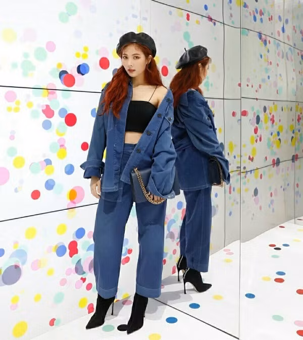 mu noi item dang duoc sao chau a dien trong ngay dong lanh