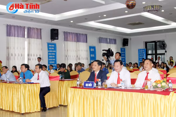 xay dung nganh cong thuong theo huong cong nghiep hien dai