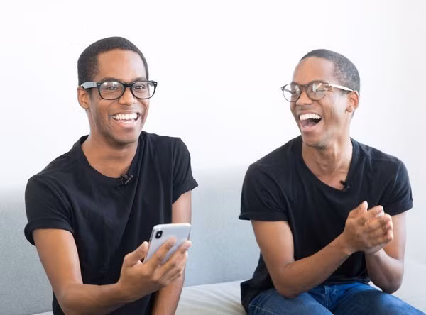 tinh nang face id tren iphone x co bi qua mat boi anh em sinh doi