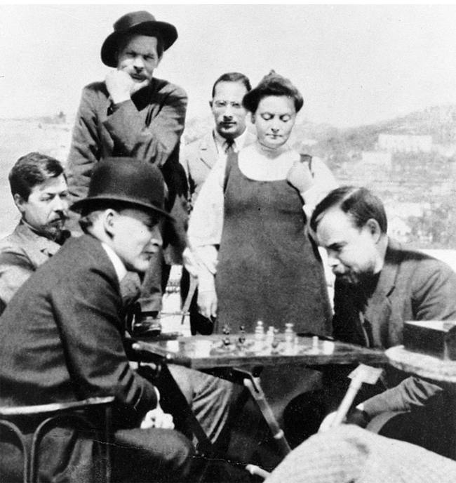 chiem nguong nhung buc anh hiem ve nha lanh tu vladimir lenin