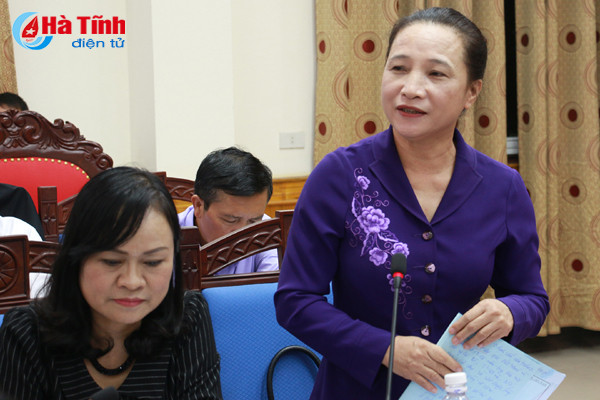 Bí thư Tỉnh ủy Lê Đình Sơn: Một bộ phận cán bộ thiếu quyết liệt, ngại va chạm trong xây dựng NTM ảnh 8 bi thu tinh uy le dinh son mot bo phan can bo thieu quyet liet ngai va cham trong xay dung ntm