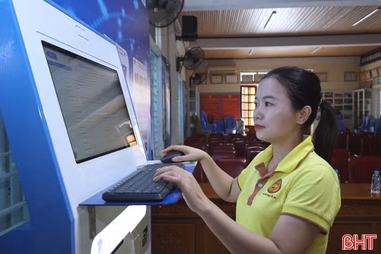 Kiosk thông minh đưa dịch vụ công đến gần người dân