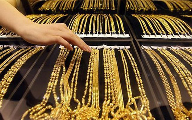 Giá vàng lại tăng mạnh lên mức đỉnh của 6 năm - 1 Giá vàng lại tăng mạnh lên mức đỉnh của 6 năm