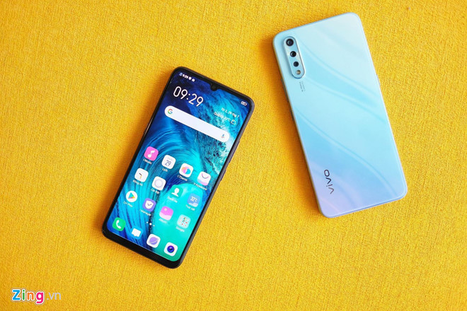 Loạt smartphone đáng chú ý vừa ra mắt tại Việt Nam